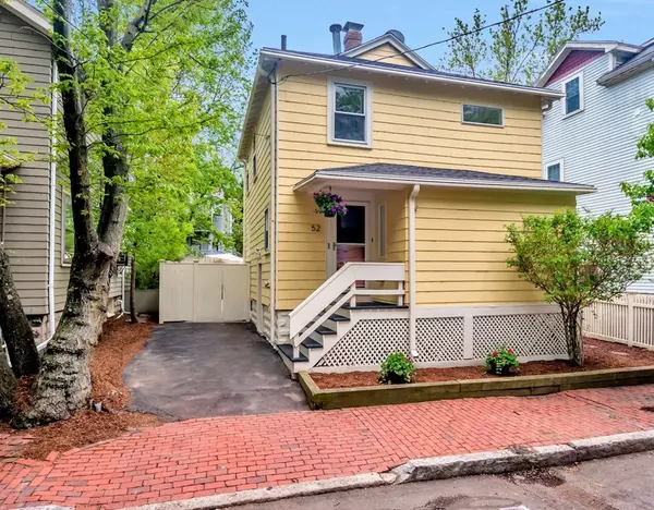 52 Fenno Street, Cambridge, MA 02138