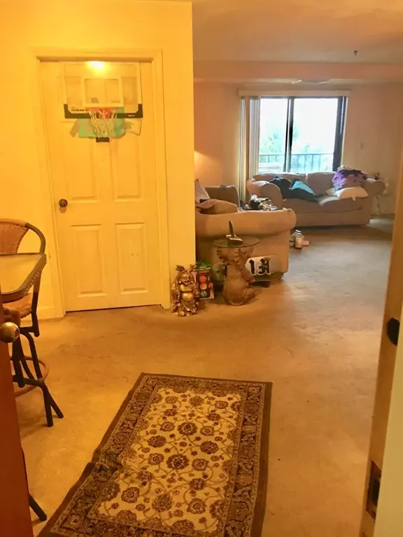 Everett, MA 02149,39 Parlin #207