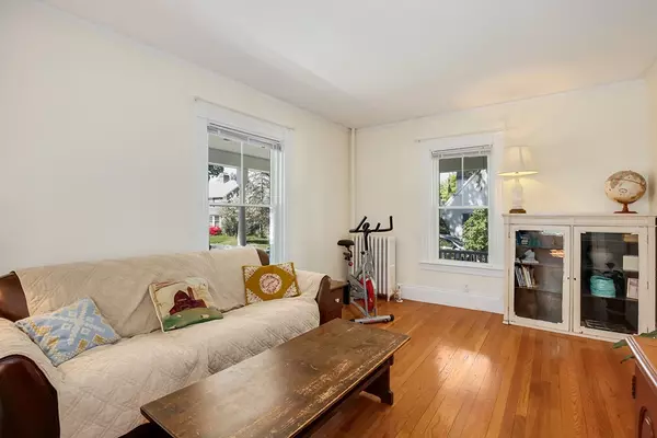 Walpole, MA 02081,10 Riverside Pl