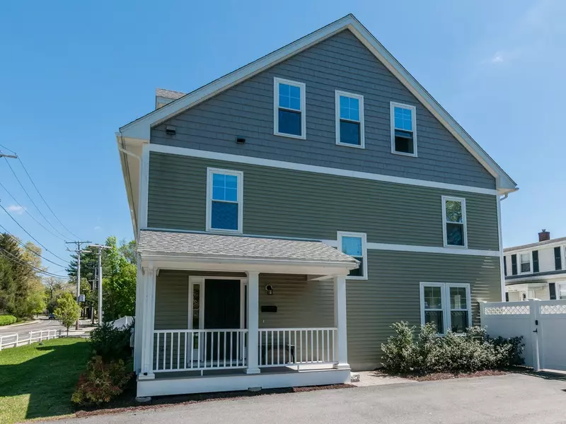 1364 Great Plain Ave #1364, Needham, MA 02492