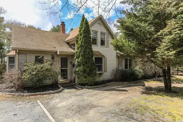 123 Great Neck Road, Wareham, MA 02571