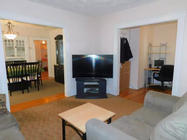 Medford, MA 02155,13 - 15 Carney St