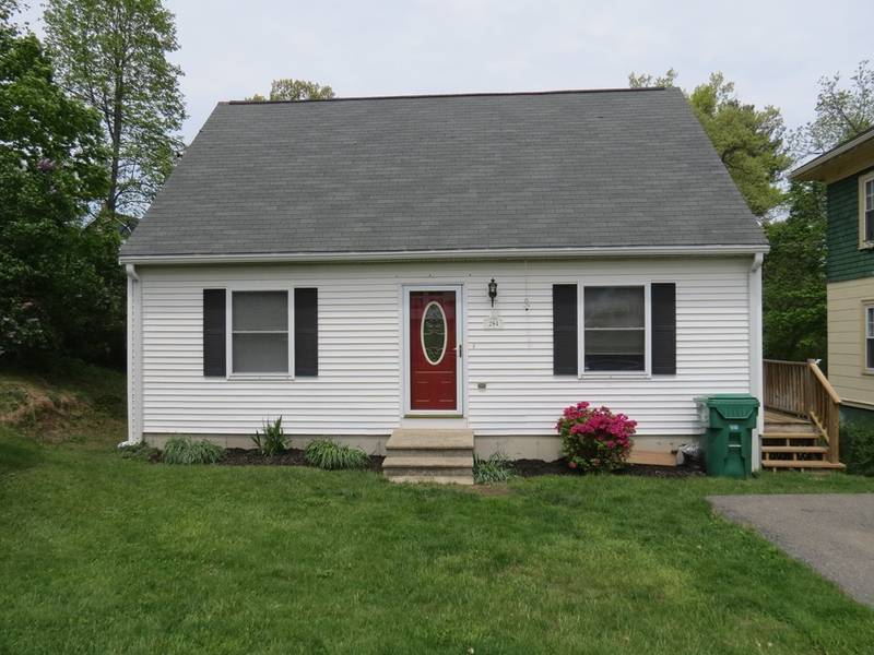 284 Water St, Clinton, MA 01510