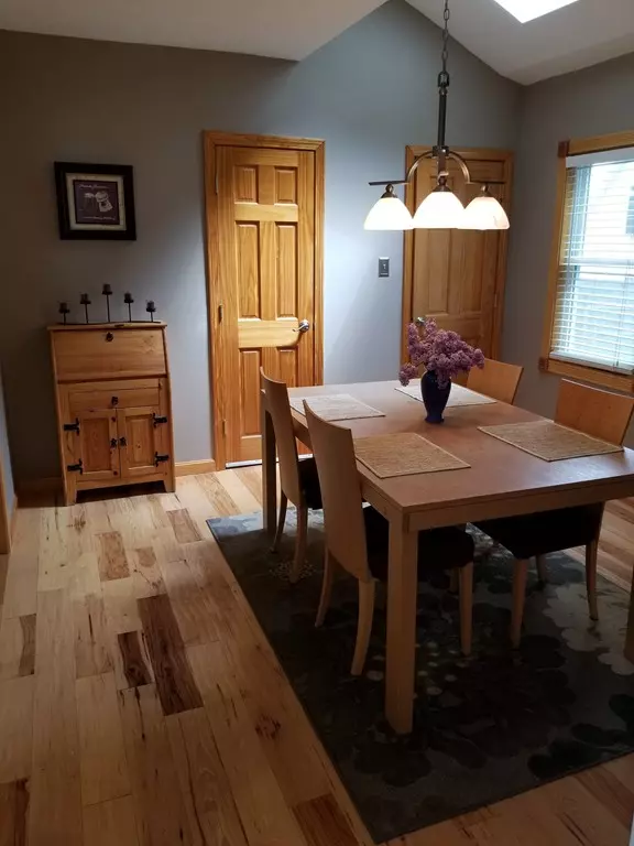 Whitman, MA 02382,55 Beulah Street