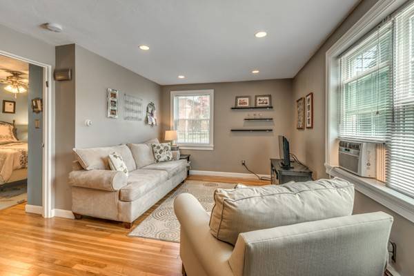 188 River St #188, Waltham, MA 02453