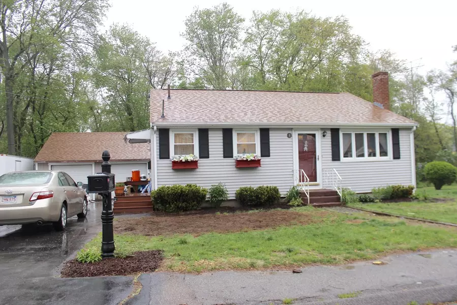 9 Virginia Cir, Randolph, MA 02368