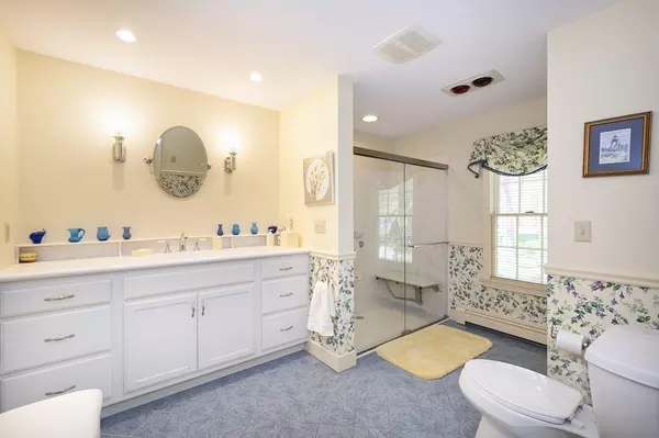 Norwell, MA 02066,47 Hemlock Drive