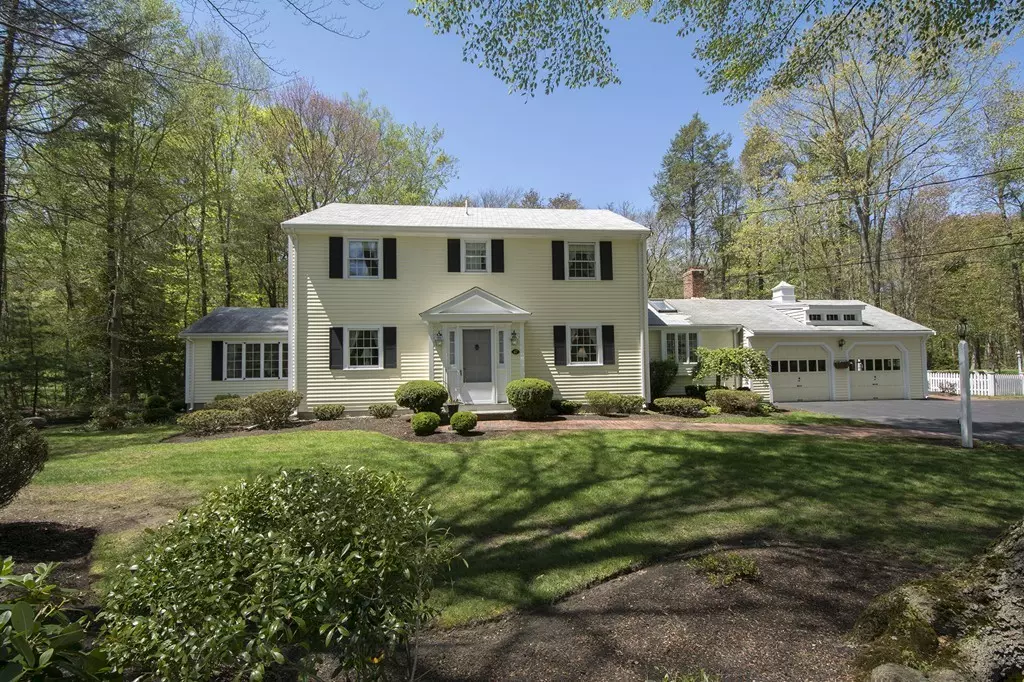 Norwell, MA 02066,47 Hemlock Drive