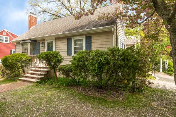 Melrose, MA 02176,87 Greenwood St