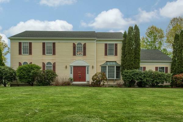 33 Keyes House Rd, Shrewsbury, MA 01545