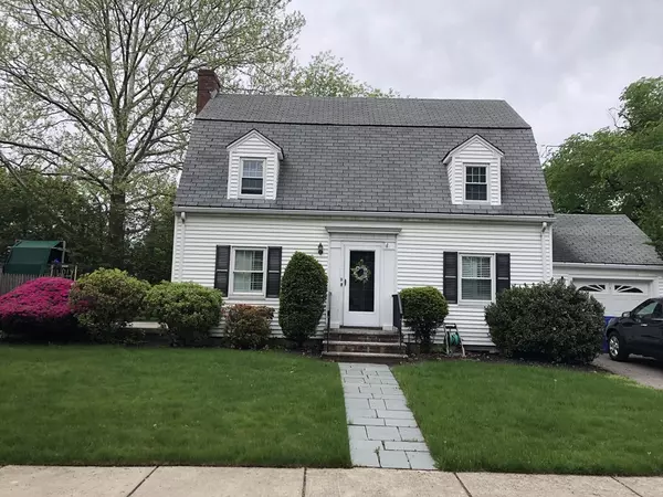 5 Richards Cir, Newton, MA 02465