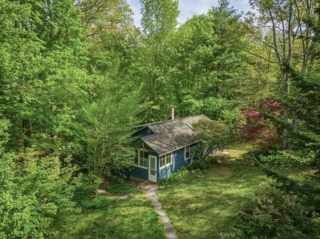 Harvard, MA 01451,24 Mill Rd