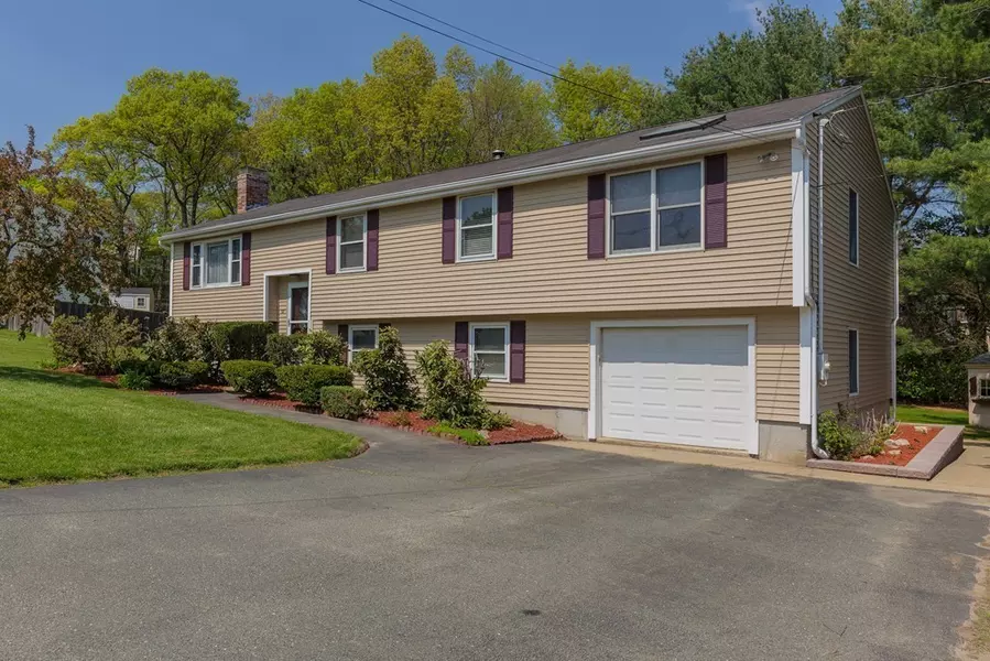 32 Upland Road, Burlington, MA 01803