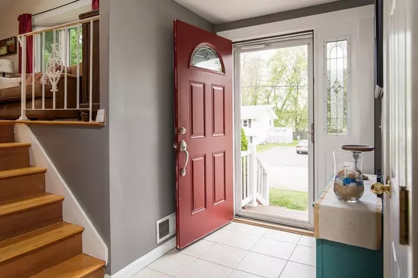 Milford, MA 01757,14 Simmons Drive