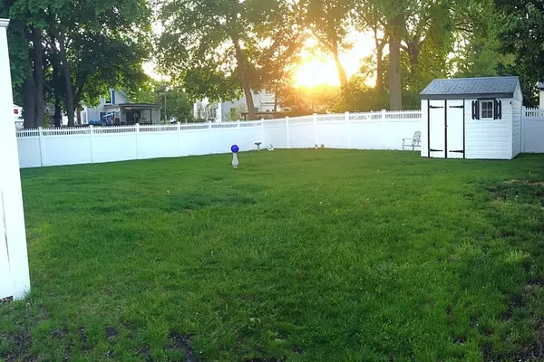 Saugus, MA 01906,10 Stone Street