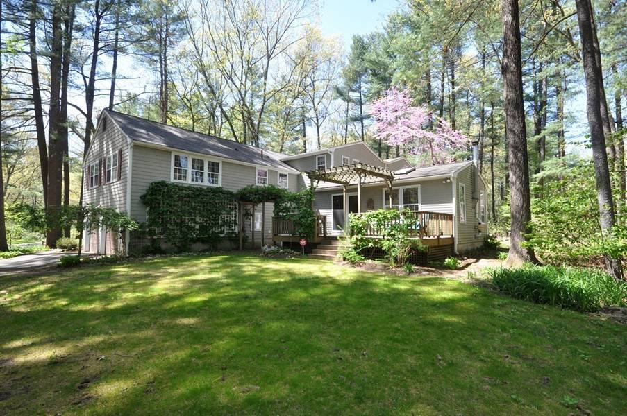 12 Rambling Rd, Sudbury, MA 01776