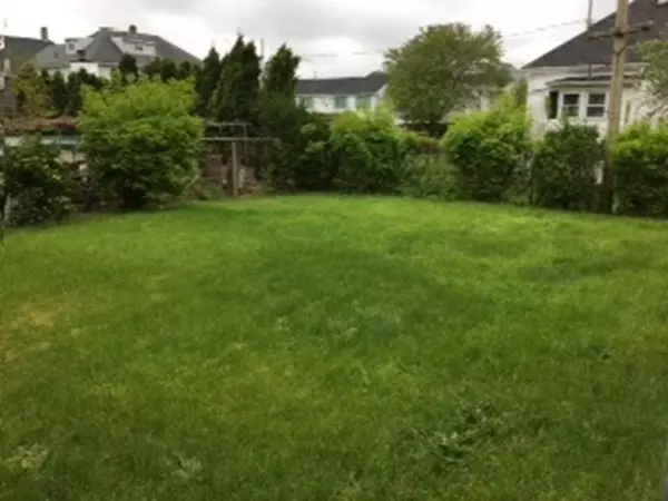 New Bedford, MA 02745,82 Eugenia Street