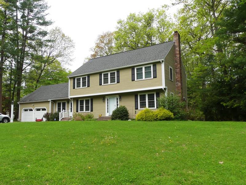 1 Seminole Cir, Andover, MA 01810