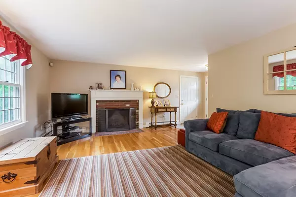 Weymouth, MA 02188,83 Lester Lane