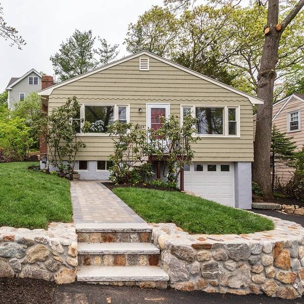 108 Brand St, Arlington, MA 02474