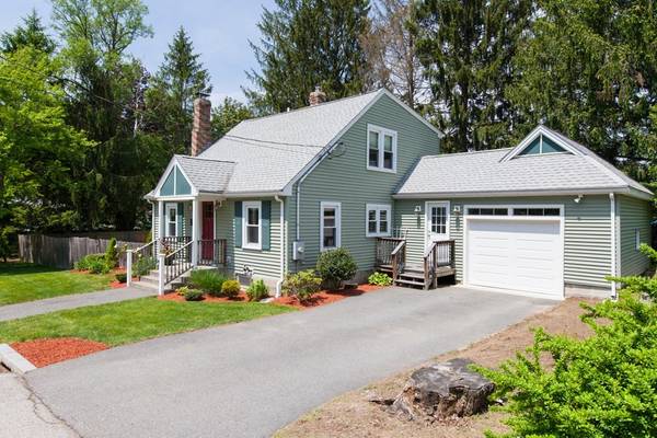 13 Willard Ave, Shrewsbury, MA 01545