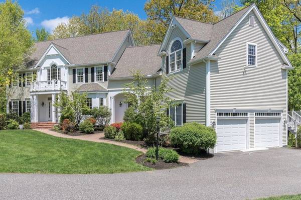 3 Sadie Ln, Hopkinton, MA 01748