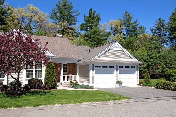 59 High Pine Circle #59, Wilbraham, MA 01095