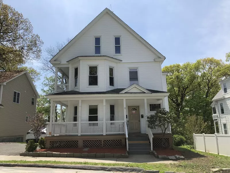 15 Melville St, Worcester, MA 01605