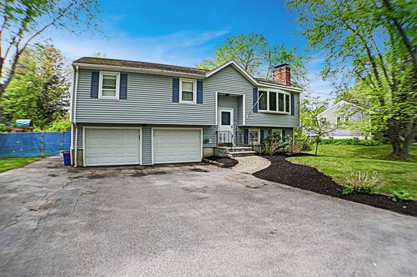 183 Bay State Rd, Methuen, MA 01844