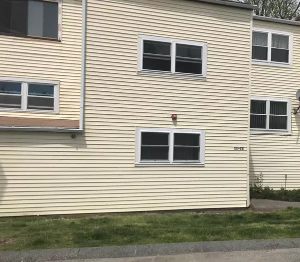 Amesbury, MA 01913,11 Mason Ct #11