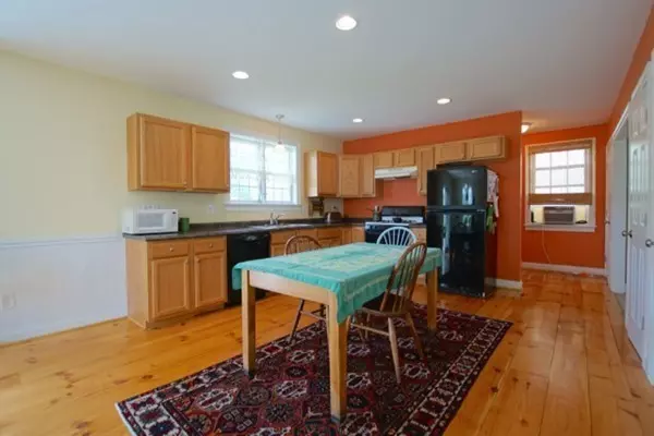 Amesbury, MA 01913,40 S Hampton Rd