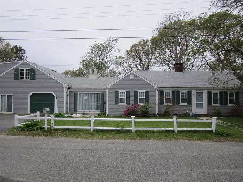 15 Bryar Ln, Yarmouth, MA 02664