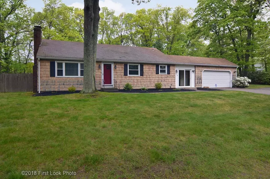 3 Willett Dr, Attleboro, MA 02703