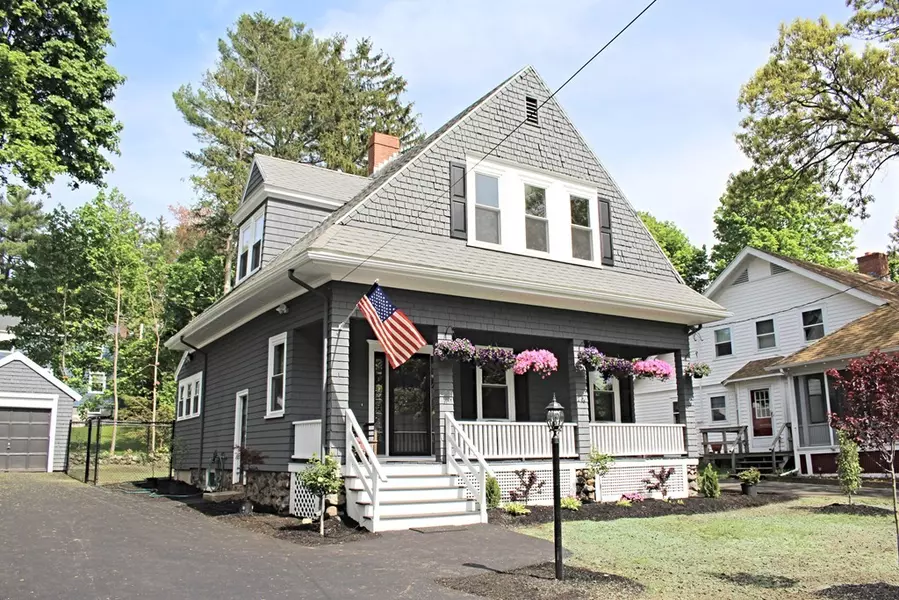 67 Park Ave, Stoneham, MA 02180