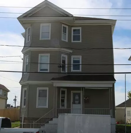 33 16th St, Fall River, MA 02723