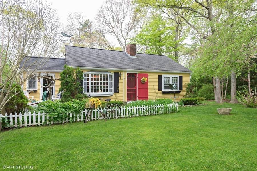 41 Deer Hollow Rd, Sandwich, MA 02644