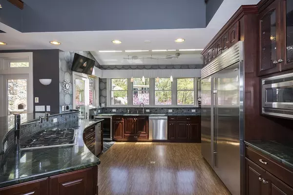 Weymouth, MA 02191,48 Fairfax Street