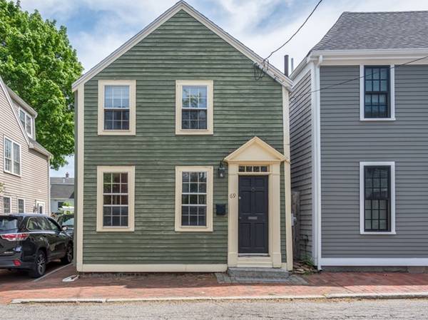 69 Middle Street, Newburyport, MA 01950