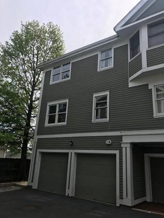 104 Coolidge Hill Rd #3, Watertown, MA 02472