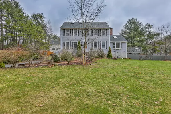 Windham, NH 03087,245 Range Road