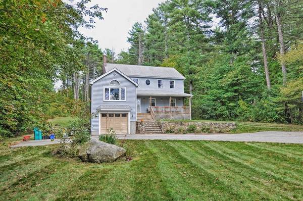 34 Mendon St, Upton, MA 01568