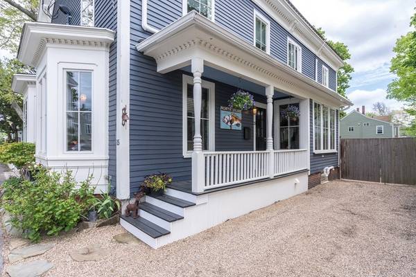 15 Allen St #15, Newburyport, MA 01950