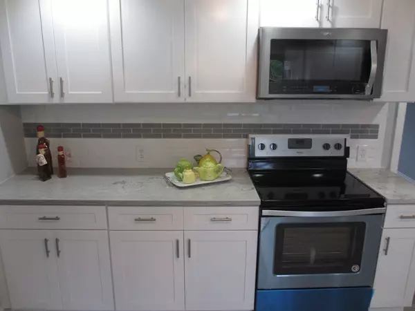 Haverhill, MA 01830,32 Brock Rd