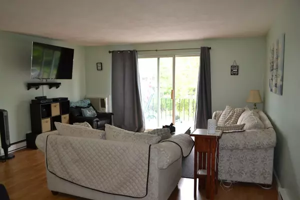 Weymouth, MA 02190,79 Fountain Lane #11