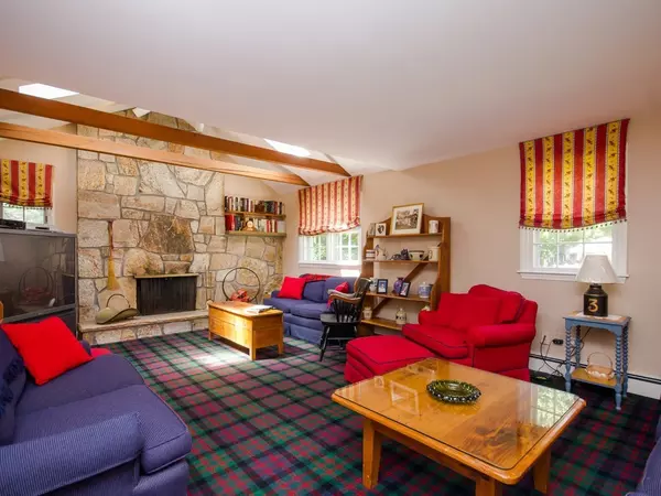 Waltham, MA 02452,266 Linden Street