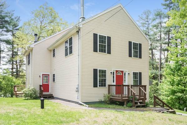 44 Forest St, Oxford, MA 01540