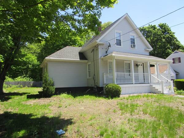 Holbrook, MA 02343,391 S Franklin St