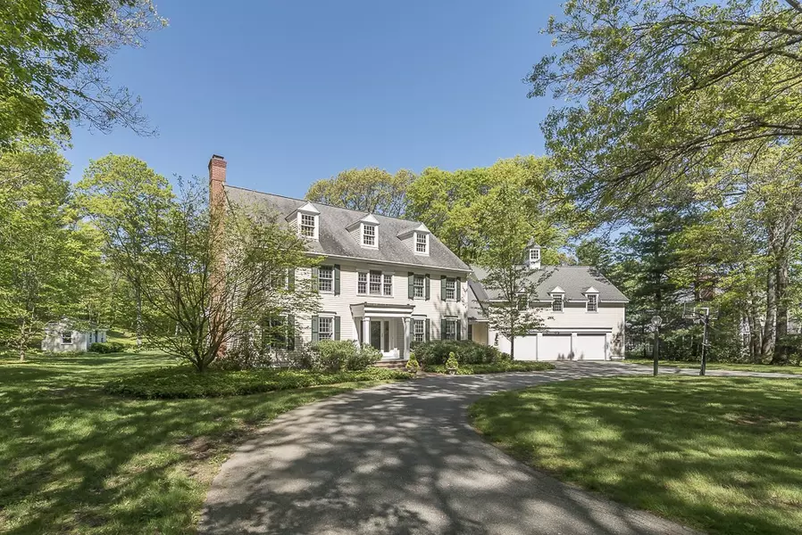 48 Autumn Lane, Hamilton, MA 01982