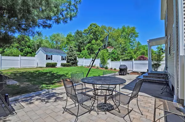 Wrentham, MA 02093,25 Cobb Road #25