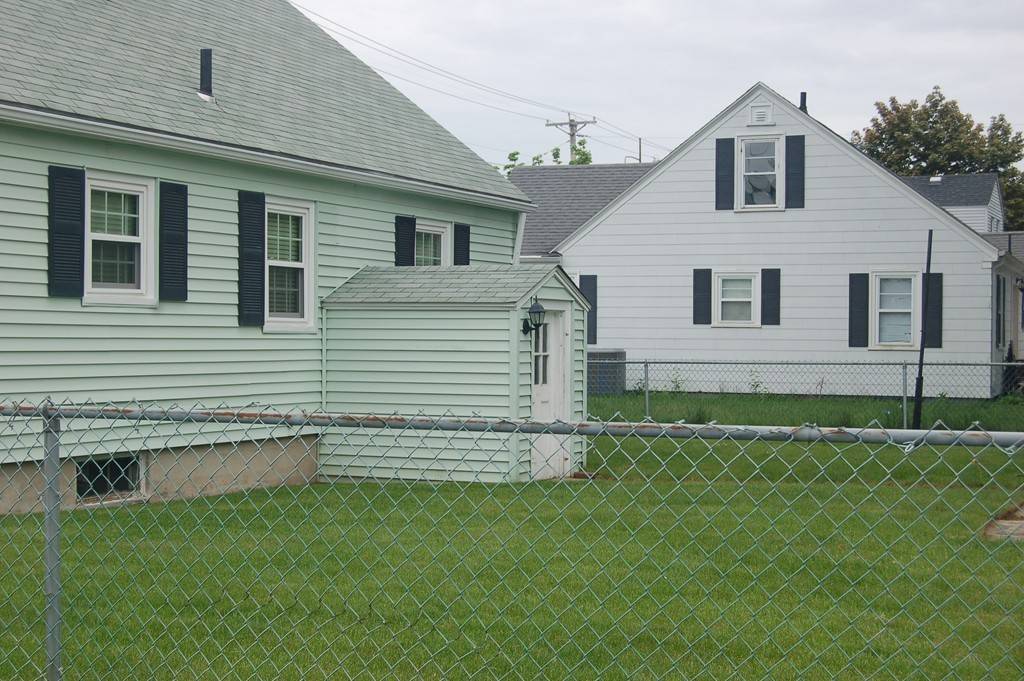 Pawtucket, RI 02861,80 York Avenue